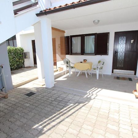 Apartment Irena Pula Exterior foto